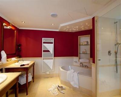 фото отеля Gut Weissenhof Hotel Radstadt