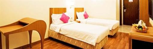 фото отеля Regency Hotel Santacruz East Mumbai