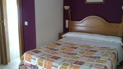 фото отеля Hostal Navas 14