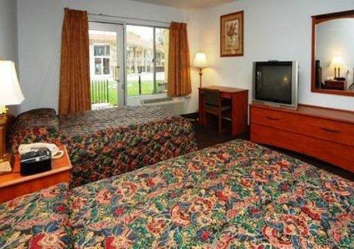 фото отеля Econo Lodge Inn & Suites Oakland Airport