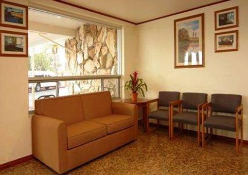 фото отеля Econo Lodge Inn & Suites Oakland Airport