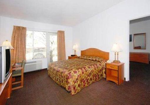 фото отеля Econo Lodge Inn & Suites Oakland Airport