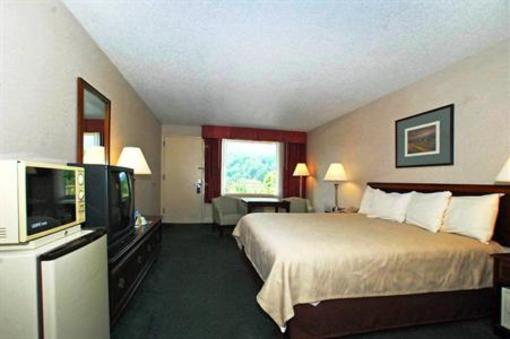 фото отеля BEST WESTERN Smoky Mountain Inn