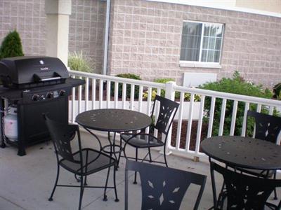 фото отеля Candlewood Suites Elkhart