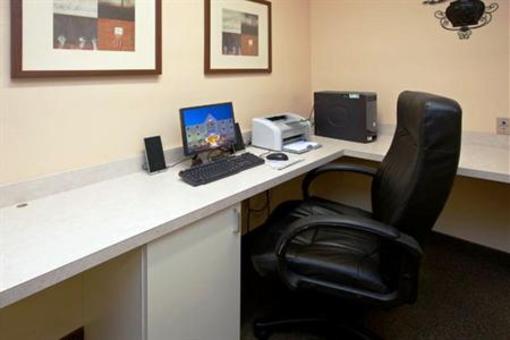 фото отеля Candlewood Suites Elkhart