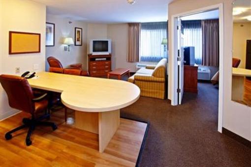 фото отеля Candlewood Suites Elkhart