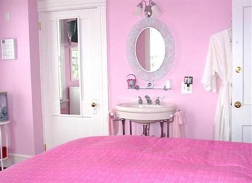фото отеля Summer Nites Bed & Breakfast