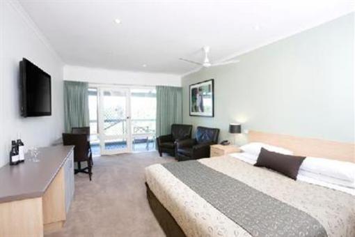фото отеля Golden Heritage Motor Inn & Cottages