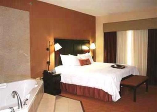 фото отеля Hampton Inn & Suites Corsicana