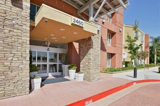 фото отеля Holiday Inn Express Elk Grove
