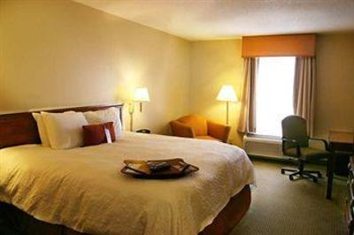 фото отеля Hampton Inn Springfield (Ohio)