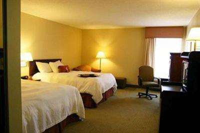 фото отеля Hampton Inn Springfield (Ohio)