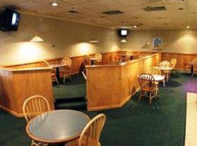 фото отеля Denver's Best Inn and Suites