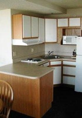 фото отеля Denver's Best Inn and Suites