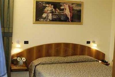 фото отеля Hotel Duchi della Rovere