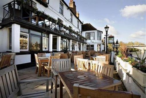 фото отеля The Swan Hotel Staines