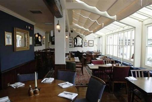 фото отеля The Swan Hotel Staines