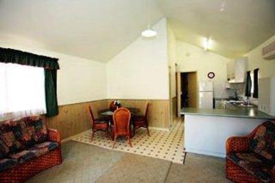 фото отеля Boathaven Holiday Park Accommodation Ebden