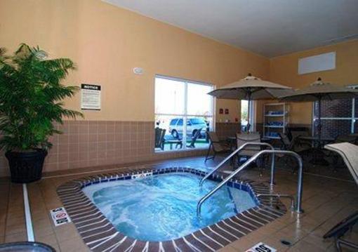 фото отеля Comfort Suites Champaign Urbana