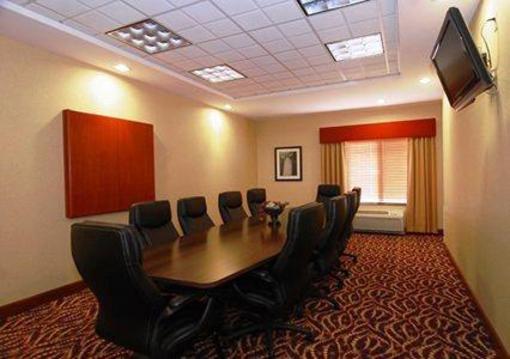 фото отеля Comfort Suites Champaign Urbana