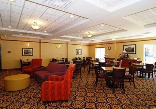 фото отеля Comfort Suites Champaign Urbana