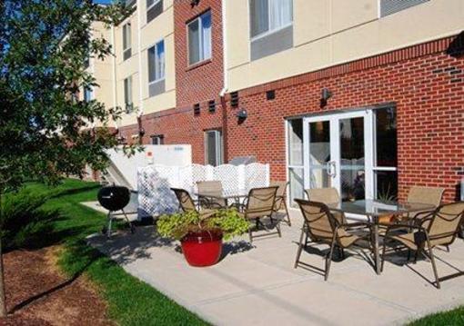 фото отеля Comfort Suites Champaign Urbana