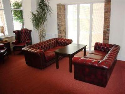 фото отеля Brownes International Hotel