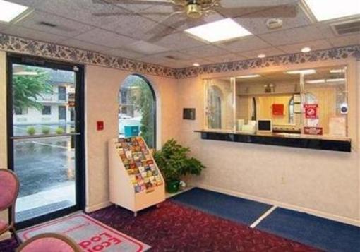 фото отеля Econo Lodge Chesapeake