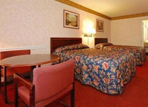 фото отеля Econo Lodge Chesapeake