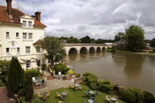 фото отеля The Thames Riviera Hotel