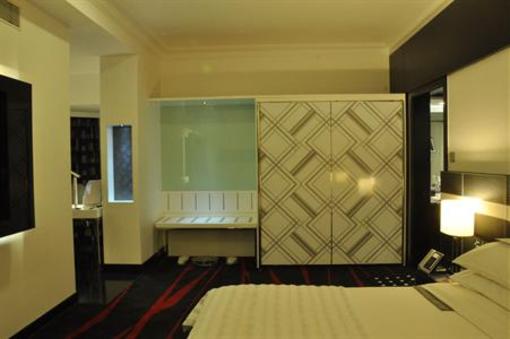 фото отеля Le Meridien Bangalore
