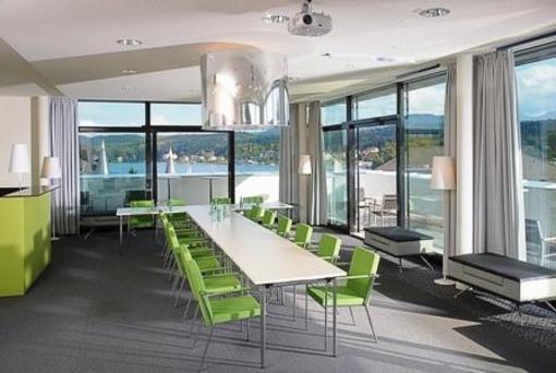 фото отеля Casinohotel Velden