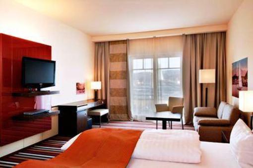 фото отеля Casinohotel Velden