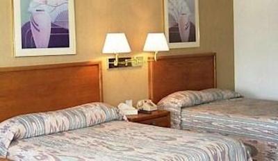 фото отеля Flagship Inn And Suites
