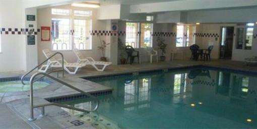 фото отеля GuestHouse Hotel & Suites Portland