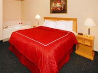 GuestHouse Hotel & Suites Portland