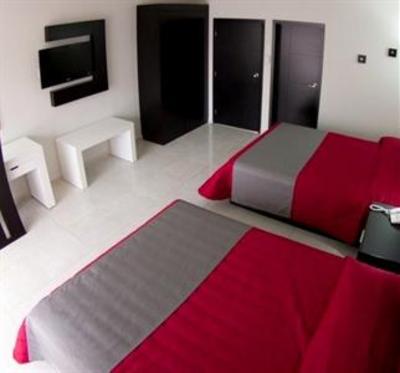 фото отеля Hotel Portonovo Plaza Expo