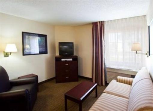 фото отеля Hawthorn Suites by Wyndham Detroit Auburn Hills