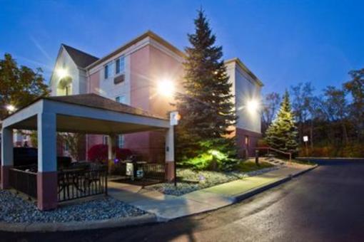 фото отеля Hawthorn Suites by Wyndham Detroit Auburn Hills