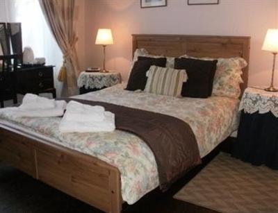 фото отеля Aynetree Guest House Edinburgh
