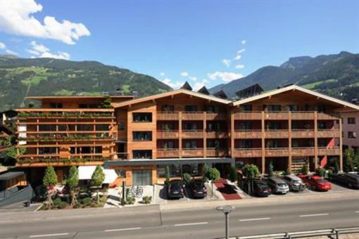 фото отеля Das Posthotel - Apart & Tirol