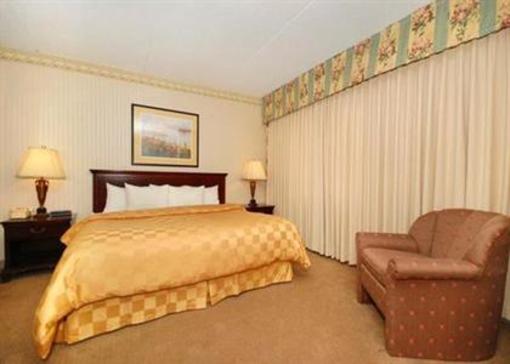 фото отеля Clarion Hotel Bel-Aire Conf. Ctr.