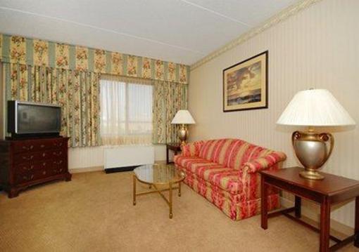 фото отеля Clarion Hotel Bel-Aire Conf. Ctr.