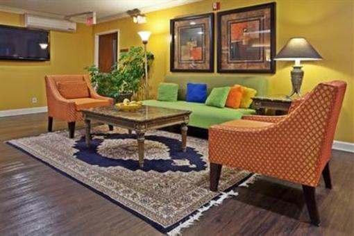 фото отеля Holiday Inn Express Hotel & Suites Spring Lake (North Carolina)