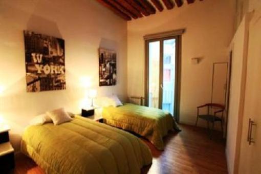 фото отеля Puerta Del Sol Apartaments Madrid