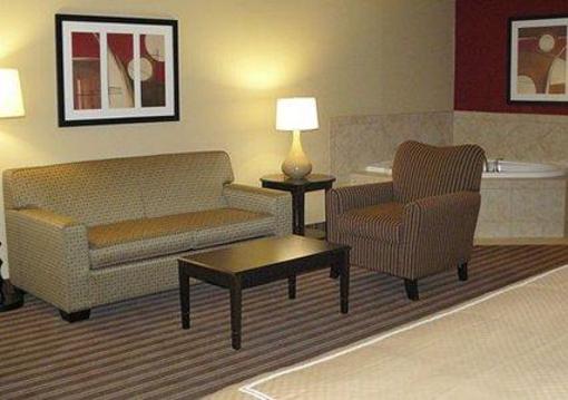 фото отеля Comfort Suites West of the Ashley