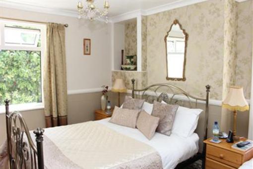 фото отеля Cartref Guest House Caernarfon