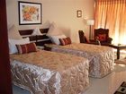 фото отеля Queen's Place Apartments Kensington Johannesburg