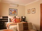 фото отеля Queen's Place Apartments Kensington Johannesburg