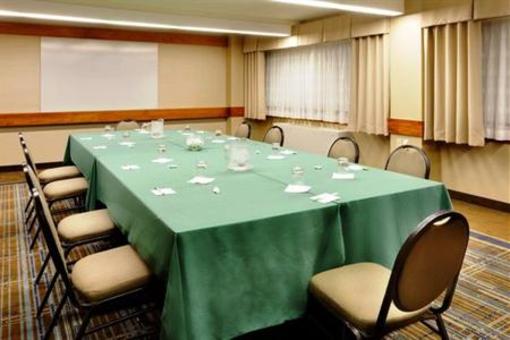 фото отеля Holiday Inn Syracuse/Liverpool Airport Hotel